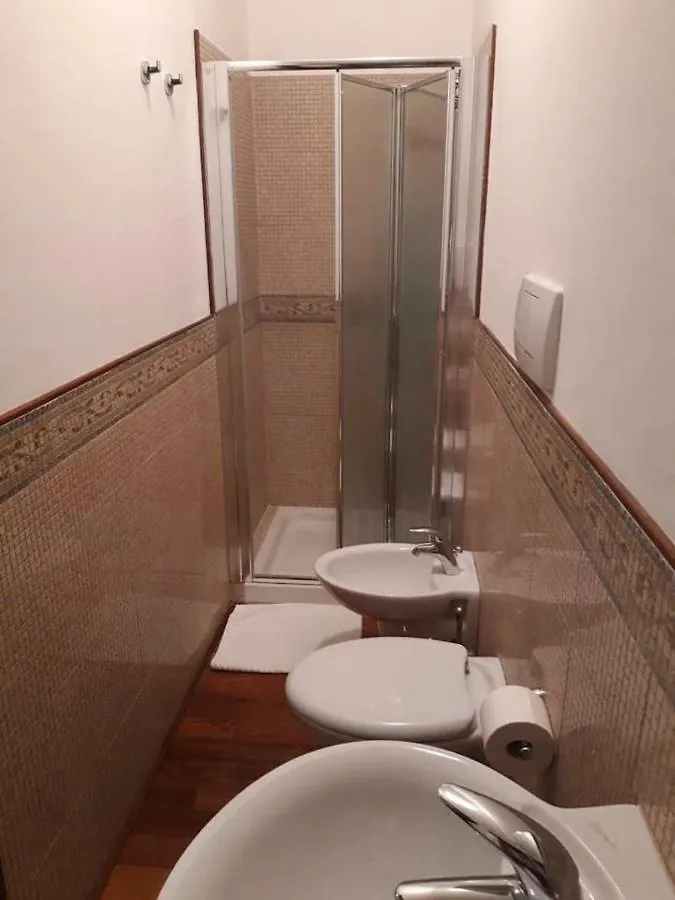 בארי Short Lets Cancellorotto Suite בית הארחה